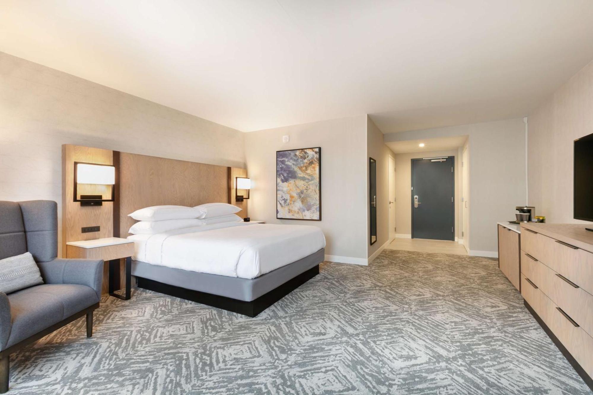 Doubletree By Hilton Canton Downtown Esterno foto
